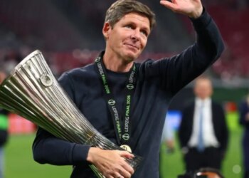 Milani e kërkoi me ngulm, trajneri austriak zgjedh të qëndrojë në Premier League