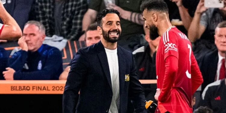Milani nuk ndalet në merkato, Amorim i kërkon Milanit mbrojtësin që kishte te Manchester United