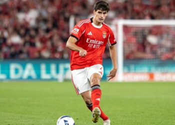 Milani pëson goditje në merkato, mbrojtësi portugez refuzon Djallin për t’u transferuar në Premier League