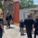 Ministri Gonxhe debaton me anëtaren e Kryesisë së PD: Pse dilni, iu pret populli; Je protestuese apo profesioniste?