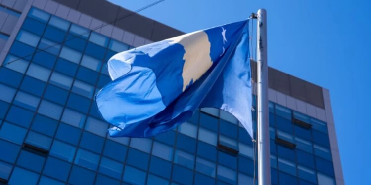Ministria e Mjedisit e Kosovës shkarkon 20 zyrtarë serbë që nuk paraqiteshin rregullisht në punë