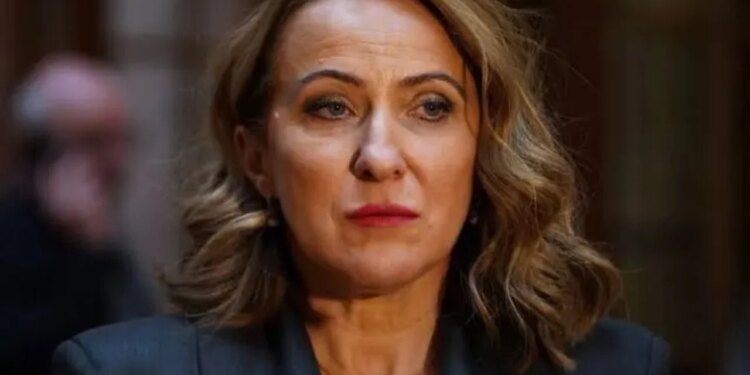 Ministrja serbe thotë se do ta kishte spastruar etnikisht sikur të ishte Millosheviçi; Kosova shpall non-grata Snezhana Paunoviç