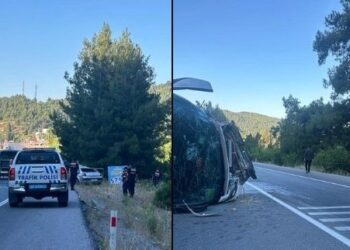Në Antalia, autobusi me turistë përplaset me një makinë: një i vdekur dhe 12 të plagosur