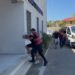 Në Borsh arrestohen tre të rinj për tentativë grabitjeje kursimeve me pistoletë çakmak; njëri theu arrestin në shtëpi