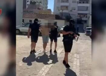 Në kërkim ndërkombëtar për trafikim lëndësh narkotike, 26-vjeçari arrestohet në Kavajë; pritet ekstradimi drejt Italisë