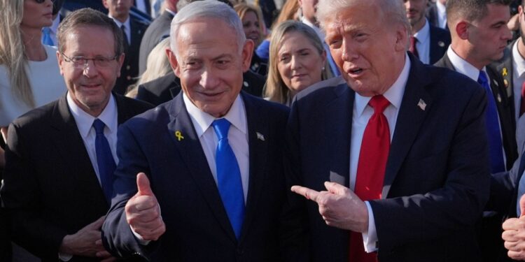 Netanyahu përgatitet të takojë Trump, mediat amerikane: Shqyrtohet mundësia e operacioneve në shkallë të gjerë kundër Iranit, por…