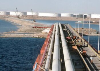 Nga rezistenca iraniane te paralizimi i transportit të naftës: Kërcënimi i Iranit përtej Ngushticës së Hormuzit