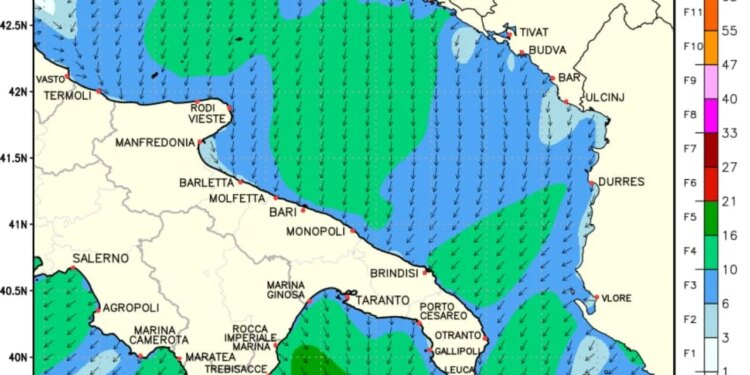 Nuk lejohen mjete të vogla lundruese në det/ Përkeqësohen kushtet hidrometeorologjike në Vlorë