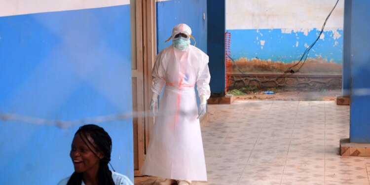 Numri i të vdekurve nga ebola në Kongo kalon 1,000; alarm për epidemi