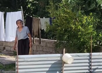 Palokastra po shuhet pa ujë; në fshatin pranë Gjirokastrës vetëm 30 familje, uji i pijshëm mbetet problem