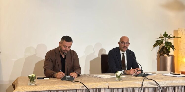 Pas 14 muajsh refuzime na lejuan ta takojmë në paraburgim - Avokati i Veliajt: Po përgatisim aplikimin për Strasburg