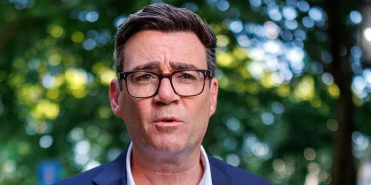 Pas dorëheqjes së Keir Starmer nisën lëvizjet; Andy Burnham në prag të garës për udhëheqjen e Partisë Laburiste