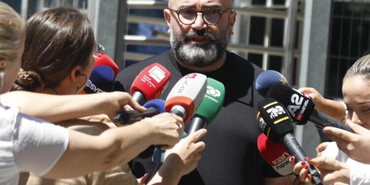 Pas dy vitesh lirohet, avokati i ish-ministrit tregon reagimin e Beqajt: Kërkuam shuarjen e masës, por s’do apelojmë