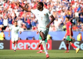 Pas humbjes ndaj Spanjës, në dhomat e zhveshjes franceze u përplas Dembele me shokët e skuadrës