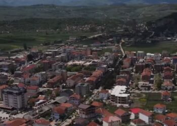 Përrenjasi kundër idesë së bashkimit me Librazhd, organizojnë peticion-protestë