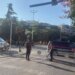 Plenarja dhe protestë para Kuvendit; policia zgjeron perimetrin sigurie, vendos gardh metalik në kryqëzimin e Rrugës së Elbasanit
