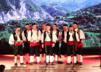 Polifonia shqiptare e Odisesë: Nolan i beson muzikës shqiptare kolonën zanore të filmit Odiseja