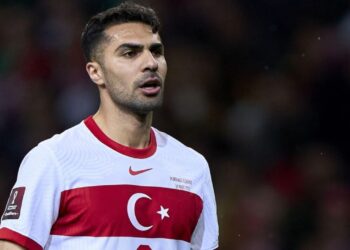 Prapaskenat bujshme në Itali: Roma prenotoi avionin, mesfushori turk tradhton verdhekuqtë dhe firmos për Juventusin