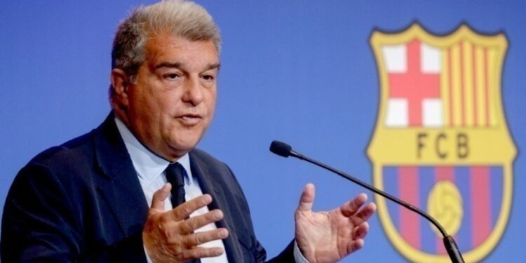 Presidenti i Barcelonës përfundon në spital, Joan Laporta njofton për gjendjen e tij