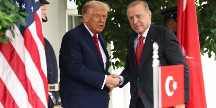Presidenti i SHBA në Turqi, Erdogan: Po punojmë me Trumpin për paqen në Gaza dhe Ukrainë