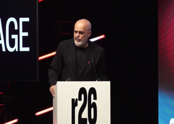 Rama: Në atë bulevard, ku festojnë flamingot e lirisë, janë vrarë njerëz; protesta mesazh i rëndësishëm për qeverisjen