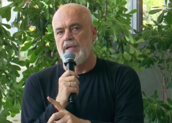 Rama: Të ardhurat nga rritja e çmimit të naftës do t’i merrni ju — pensionistët mund të ndjehen mirë