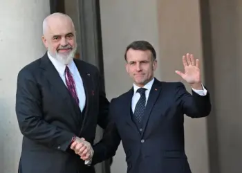 Rama, kryeministër i ftuar nga Macron, në paradën e Ditës së Bastijës në Francë