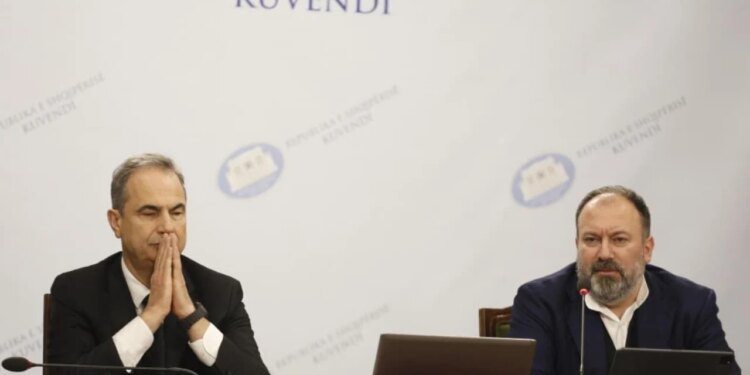 Raporti i PS për Reformën Territoriale: disa bashki në vështirësi financiare, 4 skenarë për ndarjen e re
