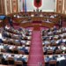 Rinis seanca plenare pas bllokimit të foltores nga deputetët e PD dhe dy ndërprerjeve