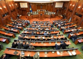 Seanca për konstituimin e Kuvendit të Kosovës: Albulena Haxhiu cakton datën, mbledhja një ditë para afatit kushtetues