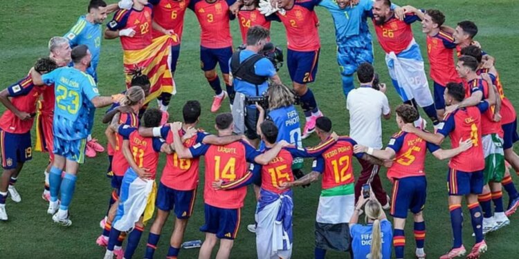 Sekreti i Spanjës, kampione e botës, është se kombëtarja luan si një klub
