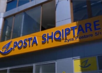 Shefja e financës zbërthen skemën e vjedhjes në Postën Shqiptare të Durrësit; drejtoresha mori paratë në zyrë