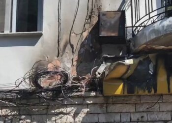 Shkëndijë elektrike në zonën e pazarit në Gjirokastër, ndërpritet energjia në gjithë qytetin