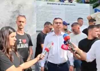 Shoqërimi në komisariat i 20 protestuesve, avokati i tyre thërret Ramën: T'i lirojë dhe t'i kthejë te familjarët