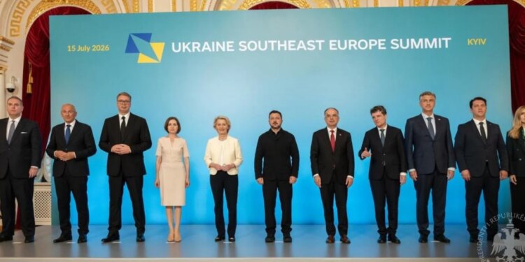 Shqipëria e palëkundur në mbështetjen për Ukrainën — Begaj në Kiev takohet edhe me Zelenskyn, për çfarë u diskutua