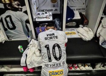 Skandal te Santos, Neymar terrorizon dhomën e zhveshjes dhe shpërthen me fyerje të rënda ndaj shokëve