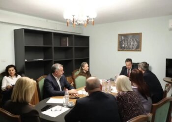 Sot në Konferencën e Kryetarëve, PD kërkon shtyrjen e afatit të Komisionit të Reformës Territoriale