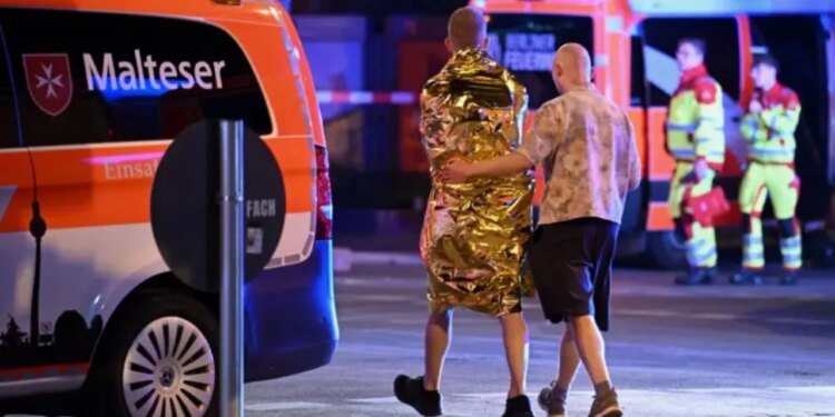 Sulm në Marshimin e Krenarisë në Berlin: një i vdekur, 16 plagosur; policia kërkon autorin, si ndodhi