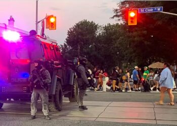 Të shtëna në festivalin më të madh latin të Torontos, dy të vdekur dhe disa të plagosur
