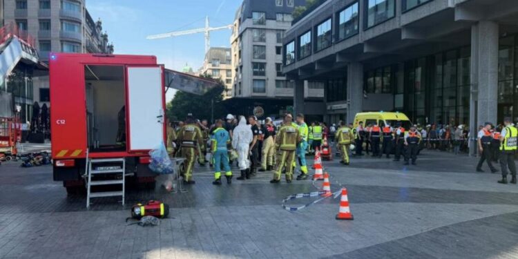 Tragjedi në Bruksel: Zjarr në një ndërtesë në rikonstruksion, dyshohet për 20 viktima dhe disa të plagosur