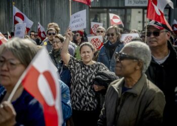 Trump kërkon përsëri Groenlandën; kryeministrja islandeze: Ajo i përket popullit të saj