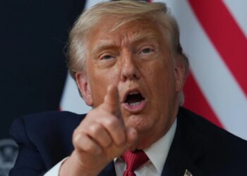 Trump vazhdon kërcënimet ndaj Iranit, Presidenti amerikan: Do t'i shtypim, do t'i godasim fort nëse...