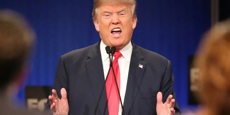 Trump zhgënjen Zleneksyn: Presidenti i SHBA-së refuzon raketat Patriot, pasi mund t'i përdorin kundër nesh