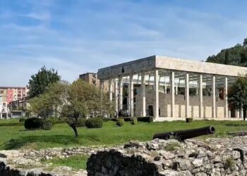 Turistët preferojnë historinë dhe natyrën e Lezhës, 15% më shumë vizitorë këtë verë