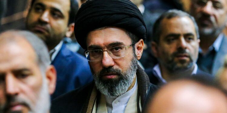 Udhëheqësi i ri suprem i Iranit zotohet: SHBA dhe Izraeli do të paguajnë për vrasjen e Khameneit