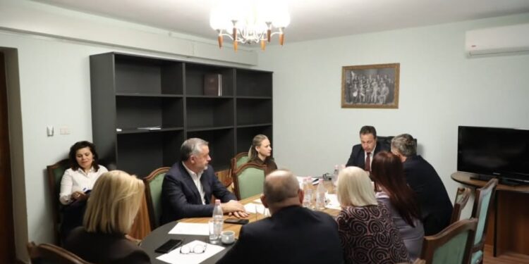 Zgjatet afati i komisionit të Reformës Zgjedhore; Konferenca e Kryetarëve miraton kalimin e kërkesës për votim në Kuvend