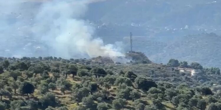 Zjarr në kodrat e Vlorës, flakët shtrihen pranë zonave të banuara