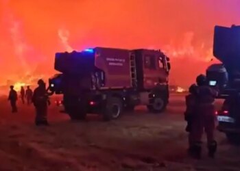 Zjarri pranë Madridit del jashtë kontrollit; mbi 260 mijë hektarë digjen dhe evakuohen 28 vendbanime