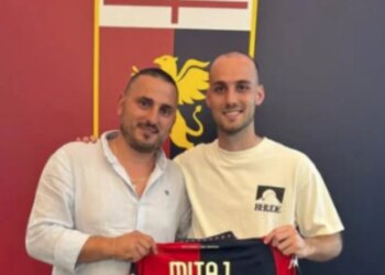 Zyrtare: Nis aventura e re për Mario Mitajn, mbrojtësi i Kombëtares prezantohet te Genoa, ja numri i fanellës