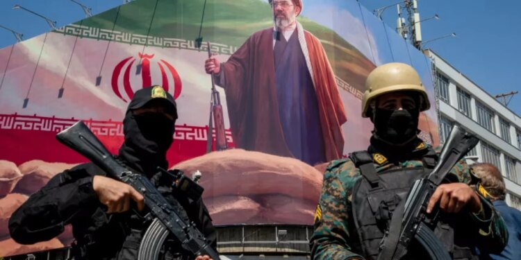 A zbuloi Trump dobësinë e Iranit? Përballja hyn në fazën vendimtare, ndikimi në Hormuz shumë më i ulët